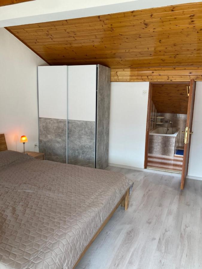 Apartment Hrnjic *